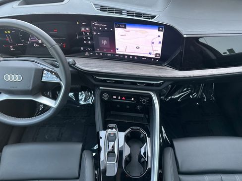 New 2025 Audi Q5 Premium Plus image 10