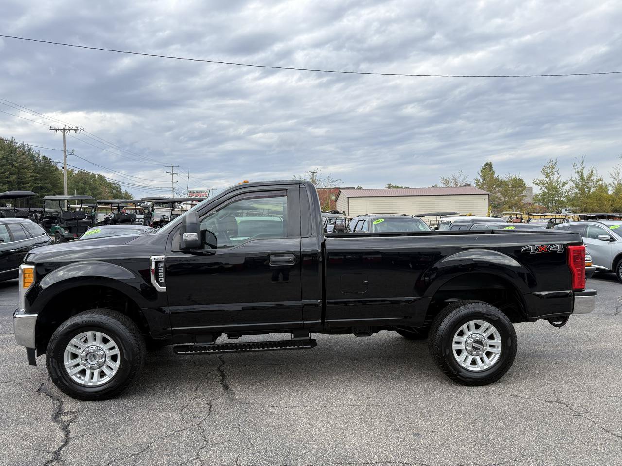 Used 2017 Ford F350 XL AWD/4WD image 9