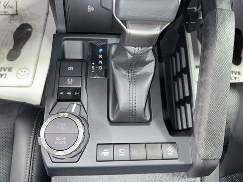 New 2026 Toyota Tacoma Limited AWD/4WD image 31