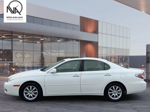 Used 2002 Lexus ES 330 FWD image 5