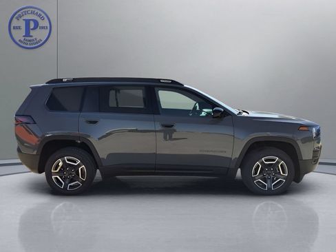 New 2026 Jeep Cherokee Laredo AWD/4WD image 8