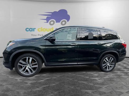 Used 2017 Honda Pilot Touring image 2