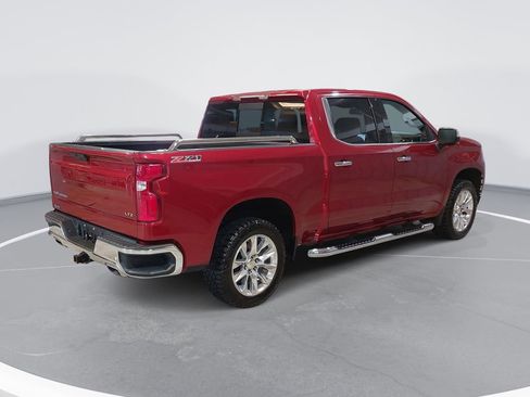Used 2021 Chevrolet Silverado 1500 LTZ w/ LTZ Convenience Package II AWD/4WD image 5