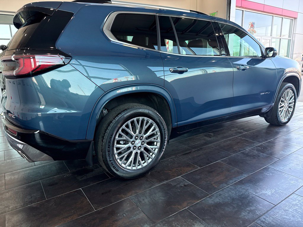 Used 2024 GMC Acadia Denali FWD image 12