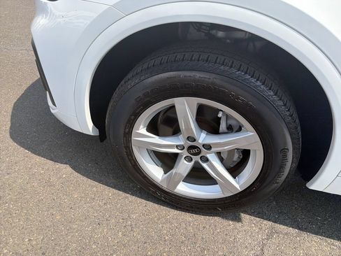 Used 2023 Audi Q5 2.0T Premium w/ Convenience Package AWD/4WD image 29