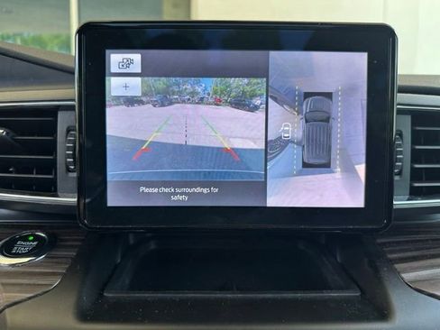 Used 2020 Ford Explorer Limited RWD image 20