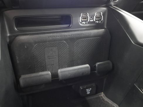 Used 2023 RAM 3500 Laramie AWD/4WD image 47