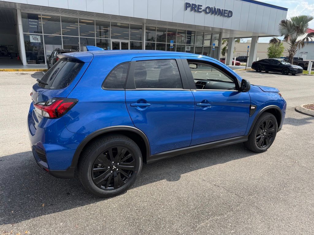 Used 2026 Mitsubishi Outlander Sport SE AWD/4WD image 3