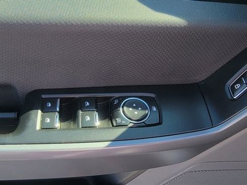 Used 2023 Ford F150 XLT w/ Trailer Tow Package image 24