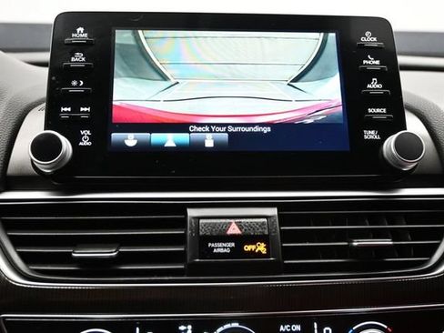 Used 2019 Honda Accord Sport image 17