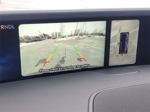 Certified 2025 Lincoln Nautilus Premier image 23