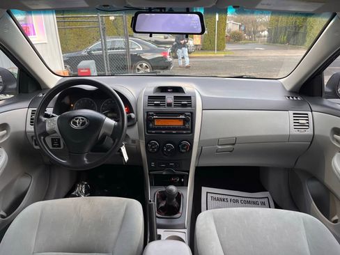 Used 2013 Toyota Corolla L image 13