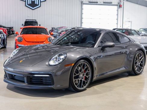 Used 2021 Porsche 911 Carrera S image 2