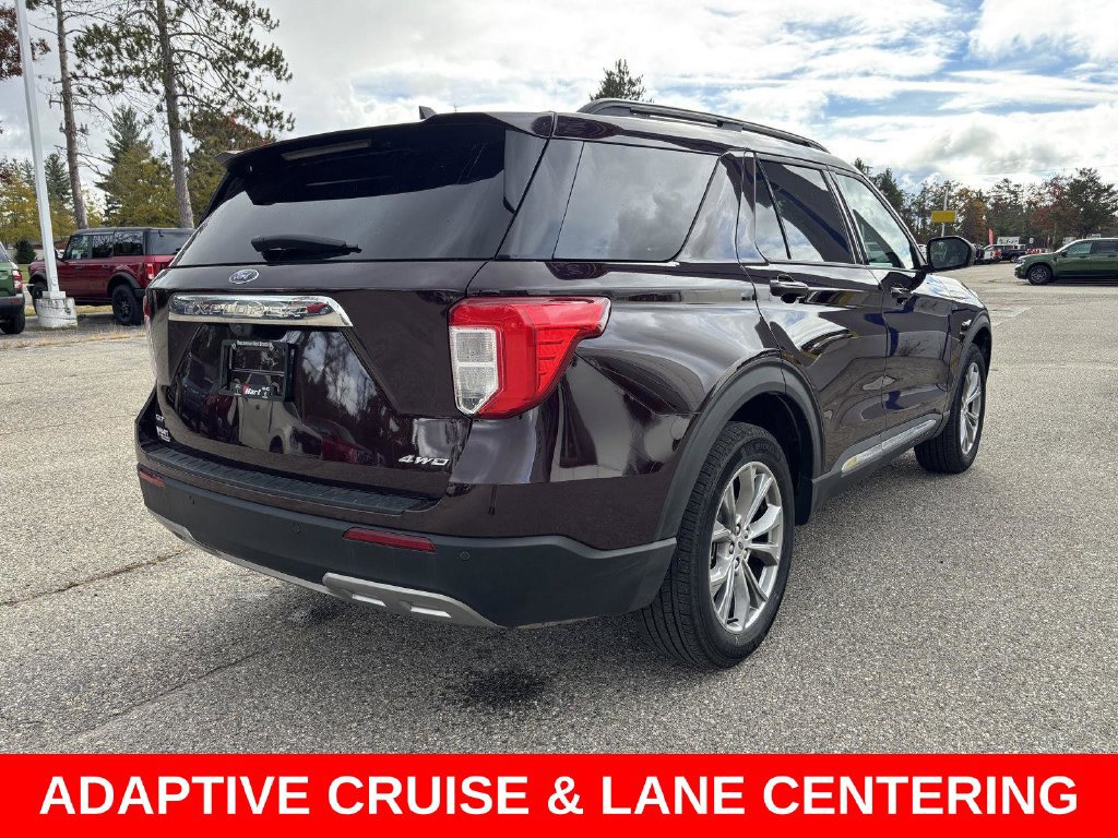 Used 2023 Ford Explorer XLT w/ Equipment Group 202A AWD/4WD image 3