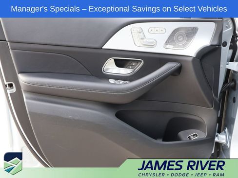 Used 2025 Mercedes-Benz GLE 350 4MATIC image 21