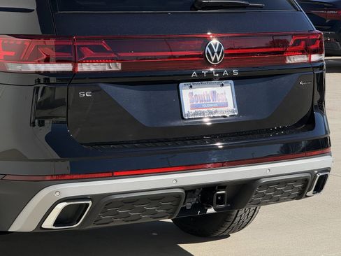 New 2026 Volkswagen Atlas Peak Edition AWD/4WD image 7