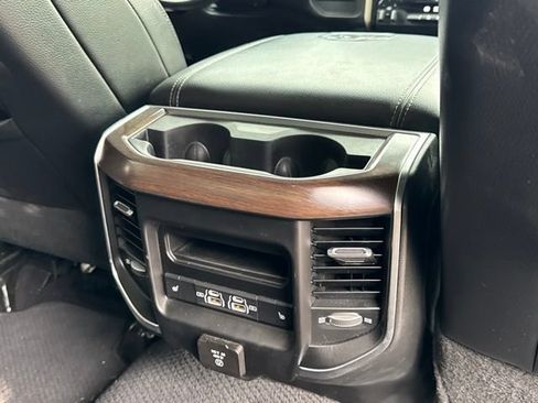 Used 2022 RAM 2500 Laramie AWD/4WD image 18
