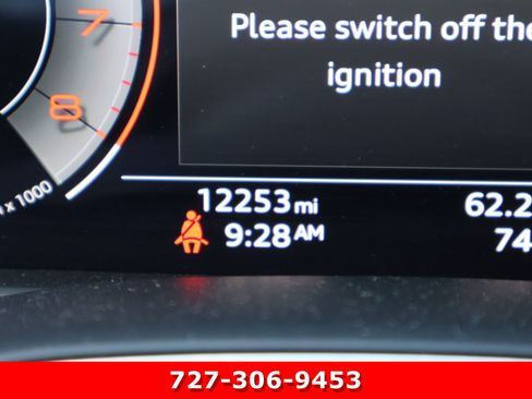 Used 2023 Audi Q8 Premium Plus image 26