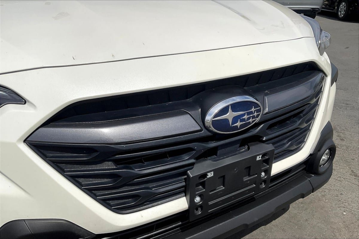 Used 2024 Subaru Outback Premium AWD/4WD image 28