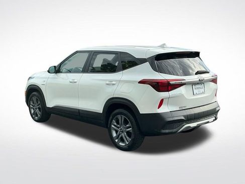 Used 2021 Kia Seltos LX AWD/4WD image 4