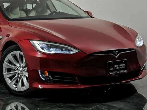 Used 2017 Tesla Model S 100D AWD/4WD image 2