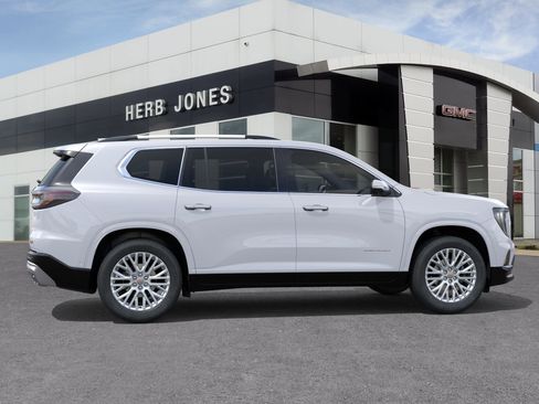 New 2026 GMC Acadia Denali w/ Super Cruise Package FWD image 5
