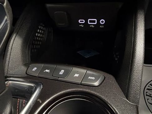 Used 2023 Chevrolet TrailBlazer RS w/ Convenience Package AWD/4WD image 25