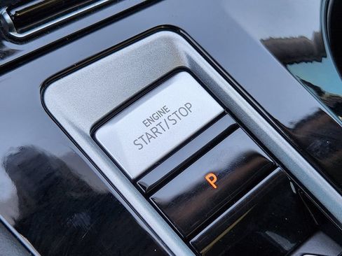 Used 2024 Volkswagen Atlas SEL Premium R-Line AWD/4WD image 12
