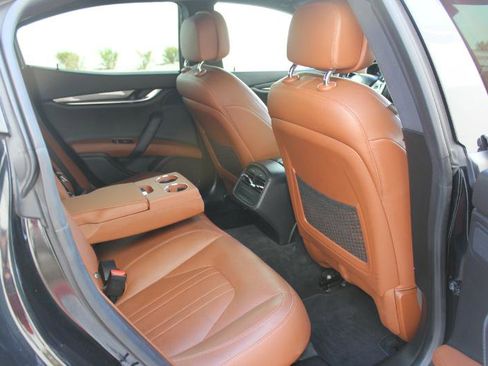 Used 2018 Maserati Ghibli image 14