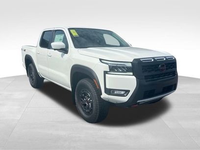 New 2025 Nissan Frontier PRO-4X w/ Pro Convenience Package
