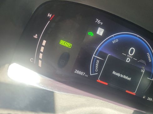 Certified 2025 Toyota Camry LE FWD image 33