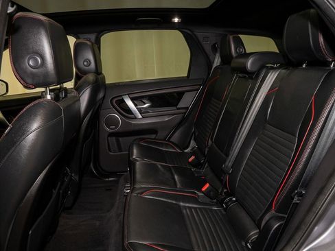 Used 2020 Land Rover Discovery Sport SE R-Dynamic image 9