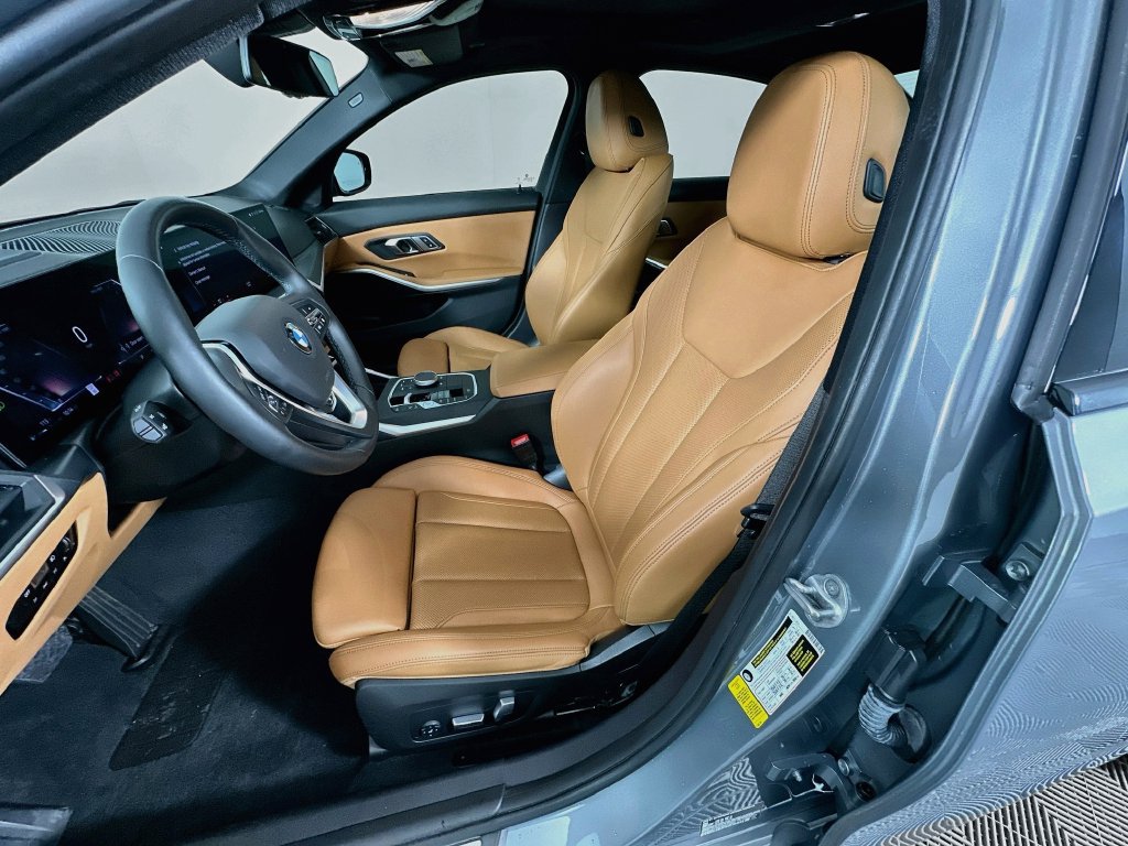 Used 2023 BMW 330i Sedan w/ Premium Package RWD image 21