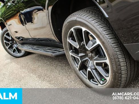 Used 2024 Chevrolet Tahoe RST w/ Luxury Package RWD image 15