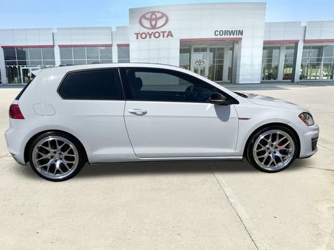 Used 2017 Volkswagen GTI S FWD image 6