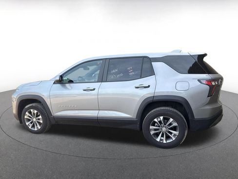 Used 2025 Chevrolet Equinox LT image 8