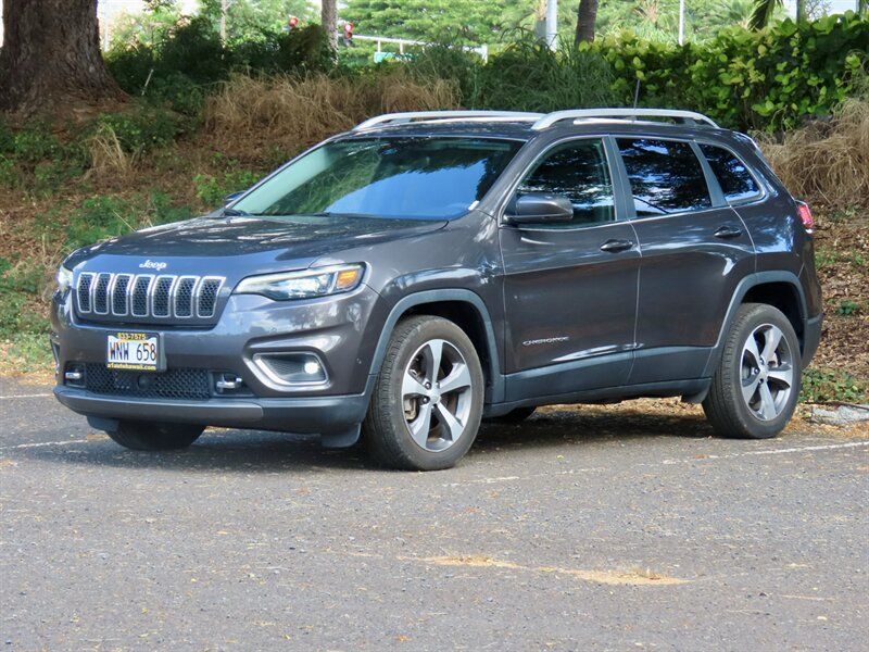 Used 2021 Jeep Cherokee Limited w/ Elite Package FWD image 2