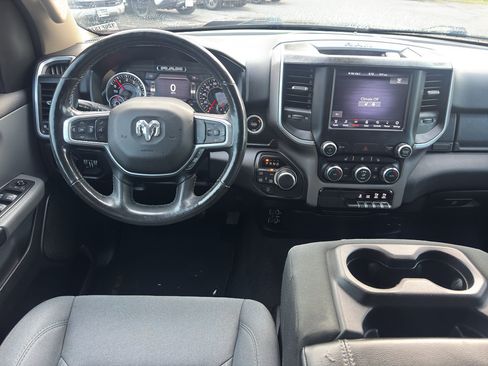 Used 2019 RAM 1500 Big Horn AWD/4WD image 12