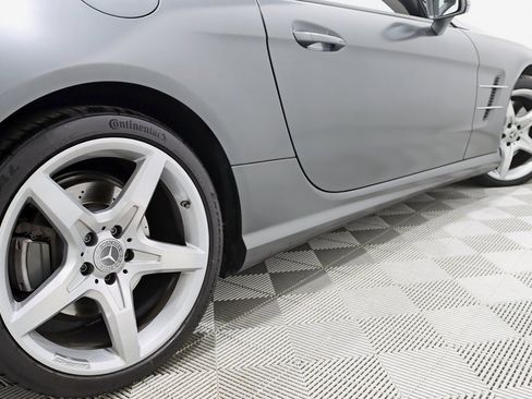 Used 2013 Mercedes-Benz SL 550 image 12