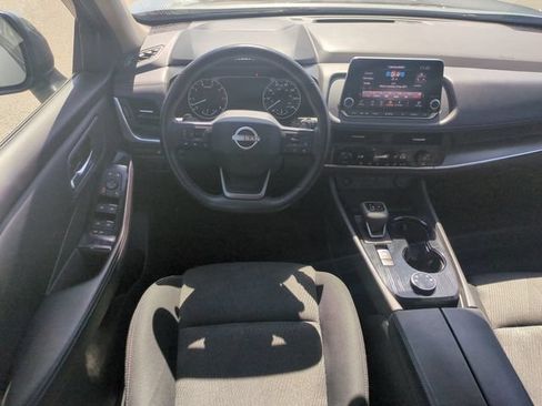 Used 2025 Nissan Rogue SV AWD/4WD image 29