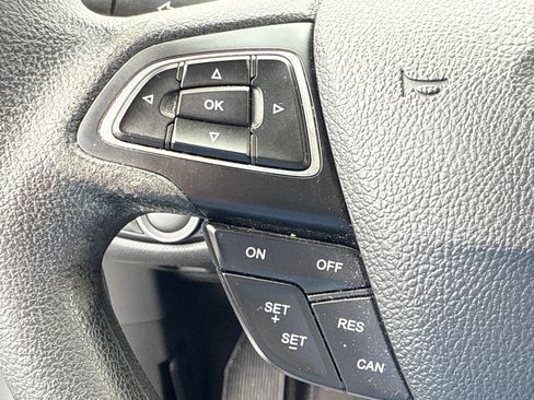 Used 2019 Ford Escape S FWD image 23