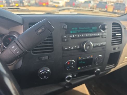 Used 2011 Chevrolet Silverado 1500 LT w/ All-Star Edition image 8