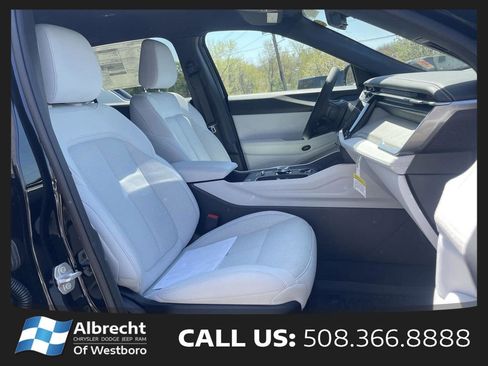New 2026 Jeep Cherokee Laredo AWD/4WD image 16