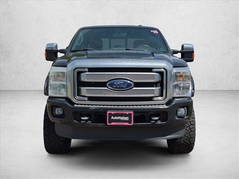 Used 2015 Ford F250 Platinum AWD/4WD image 2