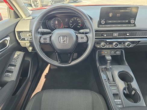 Used 2023 Honda Civic EX image 10
