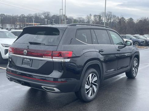 New 2026 Volkswagen Atlas SE FWD image 7