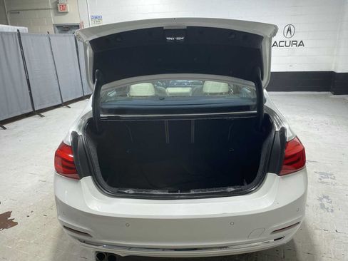 Used 2016 BMW 328i xDrive Sedan AWD/4WD image 19
