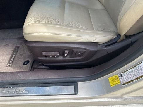 Used 2016 Lexus ES 350 w/ Premium Package w/Wood Trim image 34