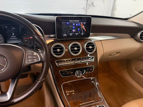 Used 2015 Mercedes-Benz C 300 4MATIC Sedan image 17
