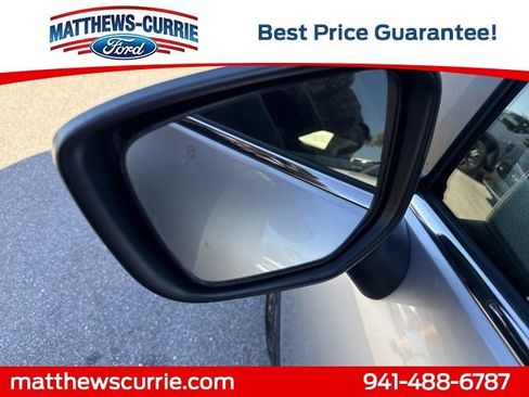 Used 2025 Mitsubishi Eclipse Cross SE image 8